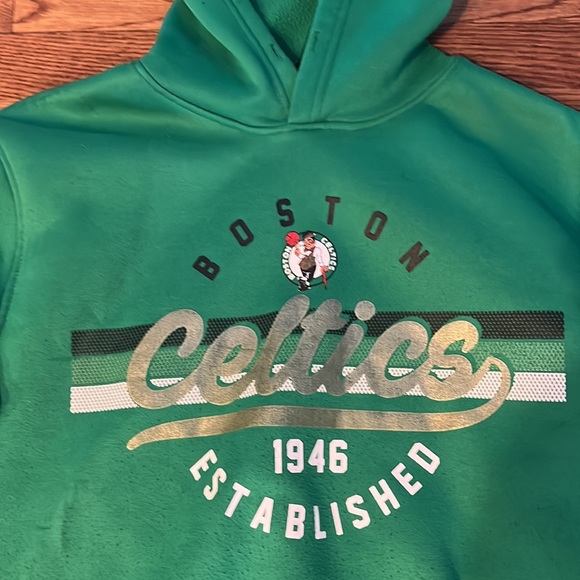 Boston Celtics hoodie - Picture 2 of 4